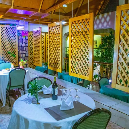 Iris Guest House-2